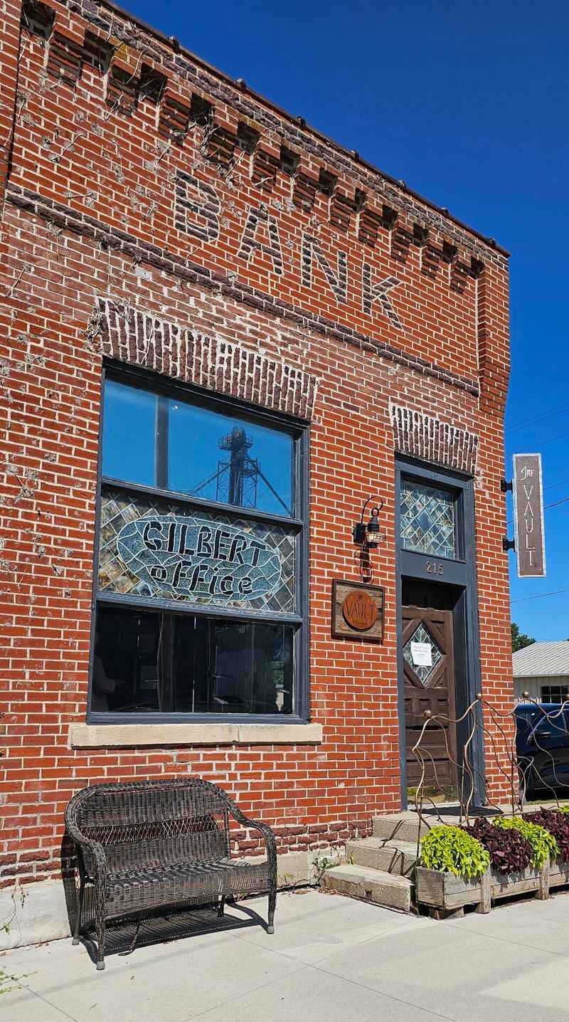 A Bank Building With A Delicious Second Life