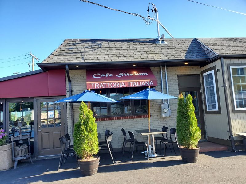 Two Brothers Brought Southern Italian Recipes To Stamford
