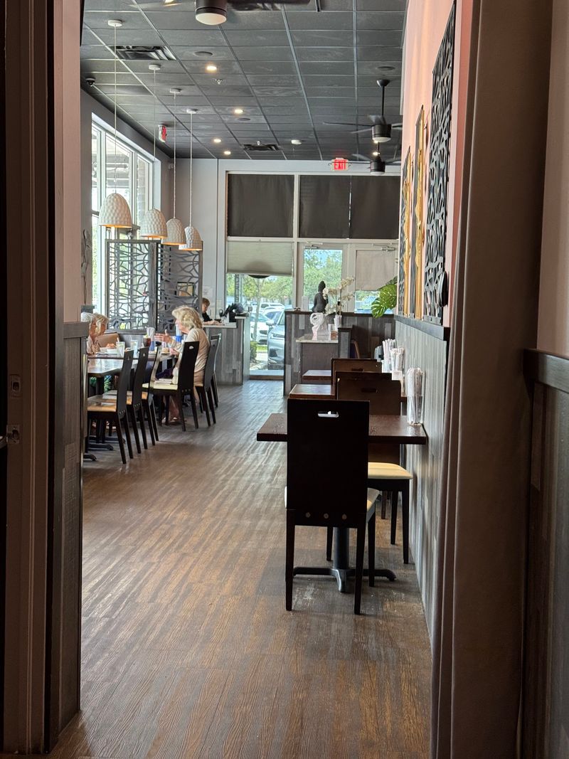 A Quiet Corner of North Naples With a Big Flavor Secret