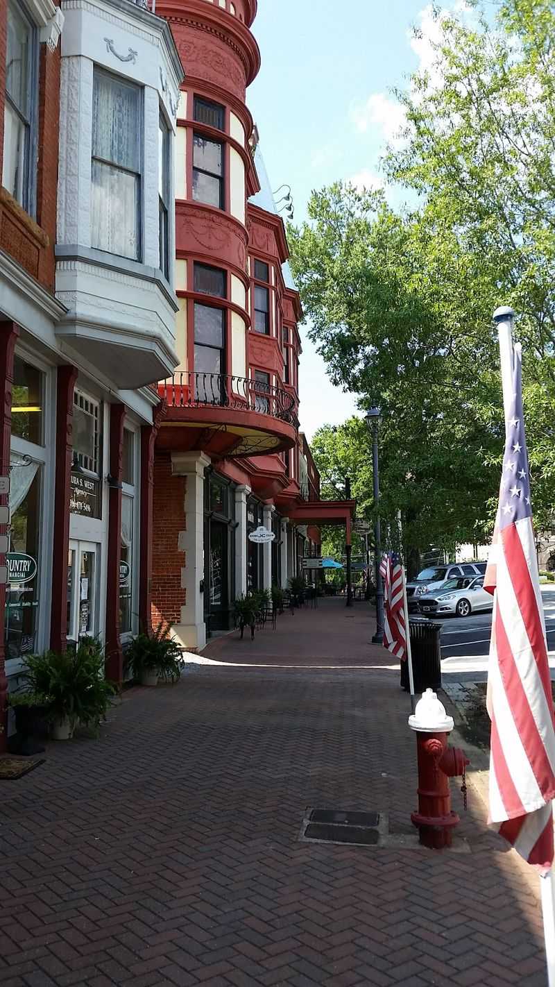 Cotton Once Rolled Straight Through The Heart Of Town