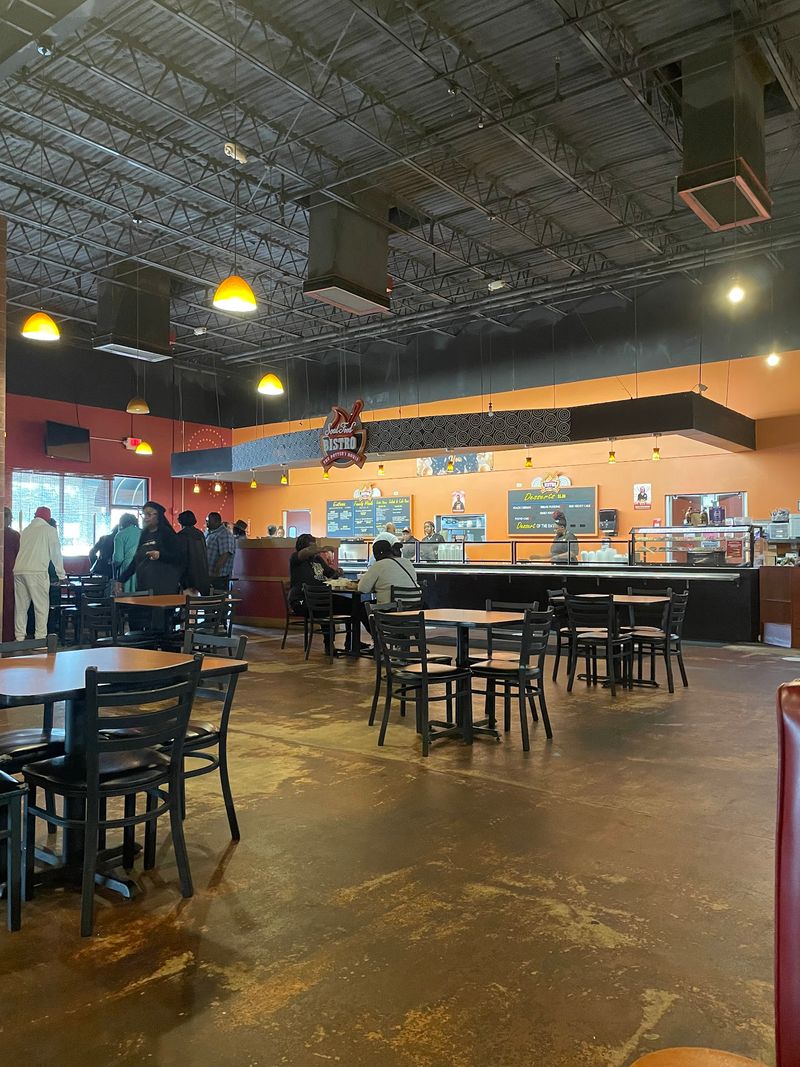 A Cafeteria-Style Southern Kitchen on Lenox Avenue