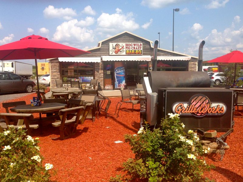 The BBQ Stop Hiding Beside A Kentucky Gas Station