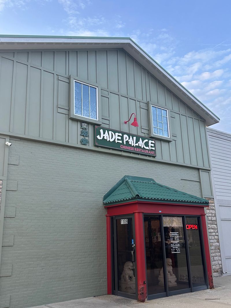 Jade Palace Has Served St. Matthews For Decades