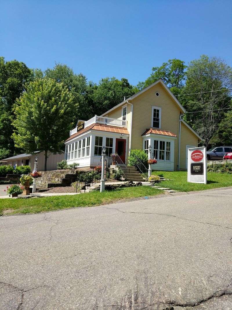 A Small-Town Gem on Hill Street