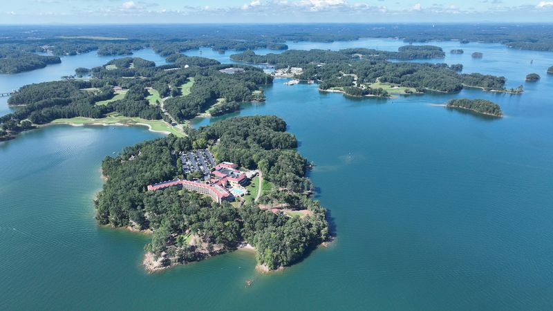 Nearly Forty Thousand Acres Leave Plenty Of Water To Explore