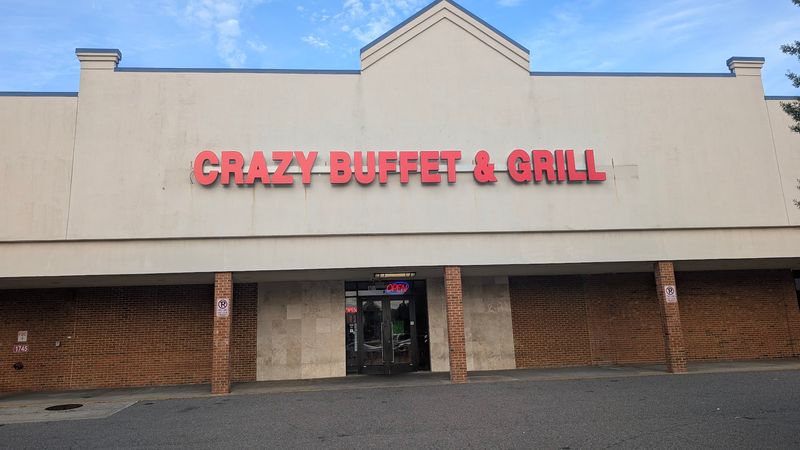 Seafood Takes Up Serious Space On This Virginia Buffet