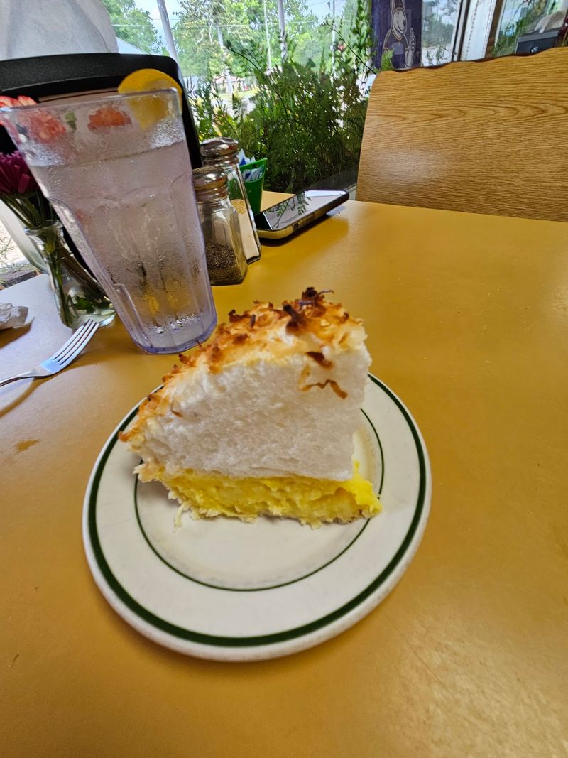 Watch For Banana Meringue During Its Seasonal Window