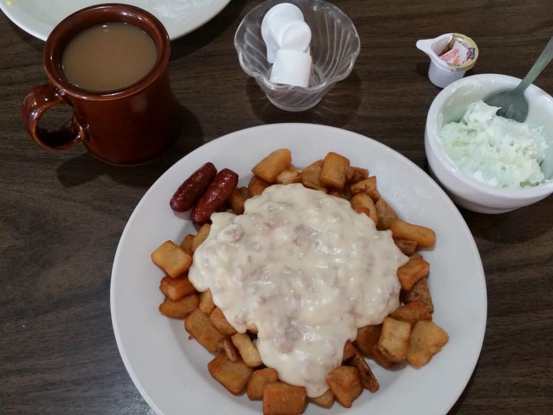 Breakfast Plates Sized For Big Appetites