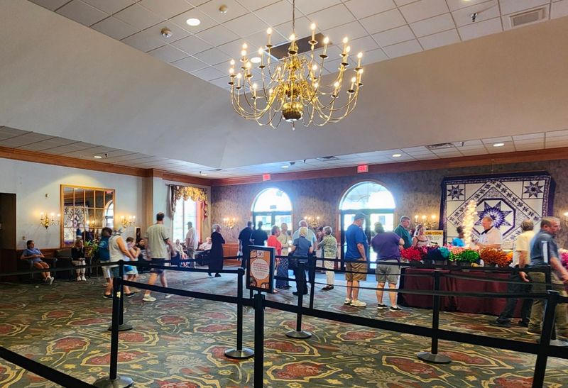 Crowds, Lines, and the Family-Friendly Vibe