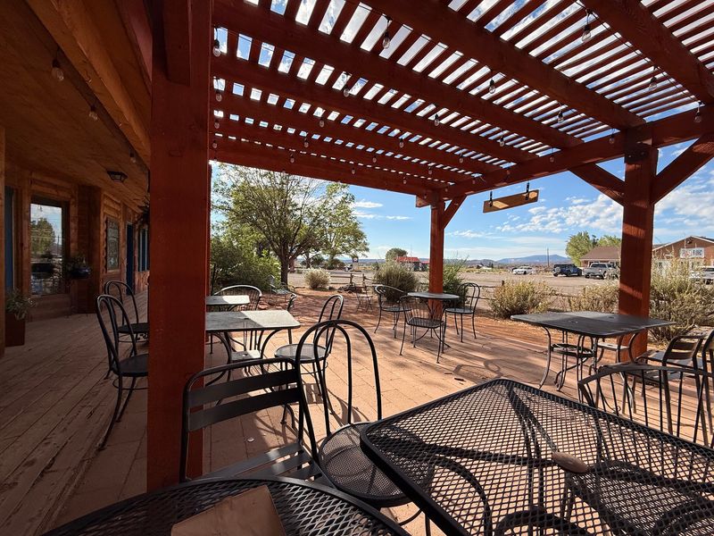 The Desert Location That Makes Every Bite Feel Like A Discovery