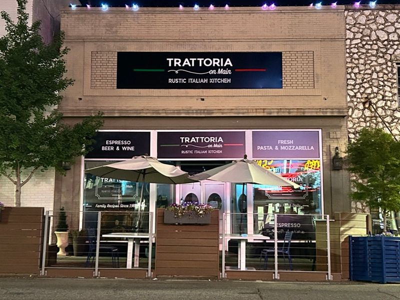 A Small Storefront With Big Flavor on Main Street