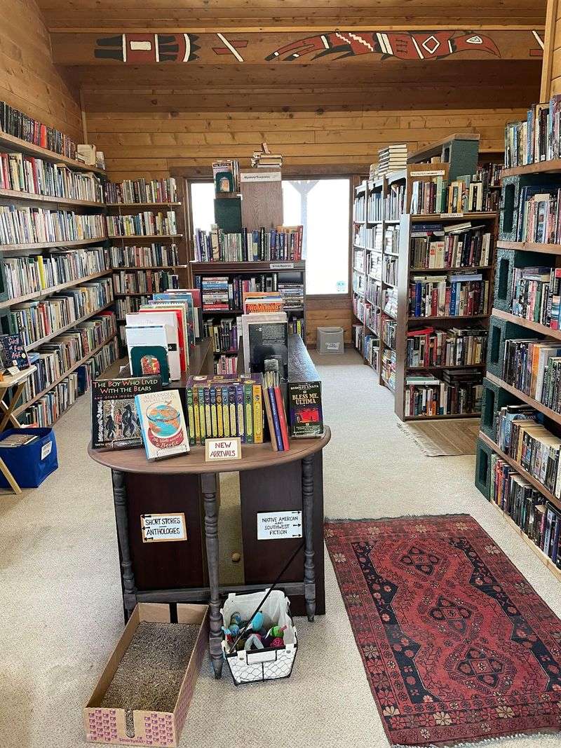 Great Used Books, Taos