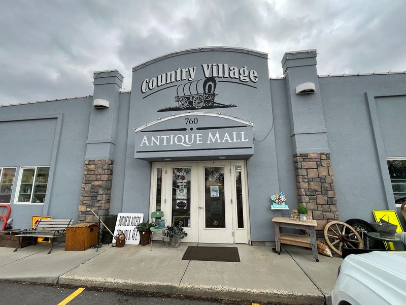 Country Village Antique Mall, Logan, UT