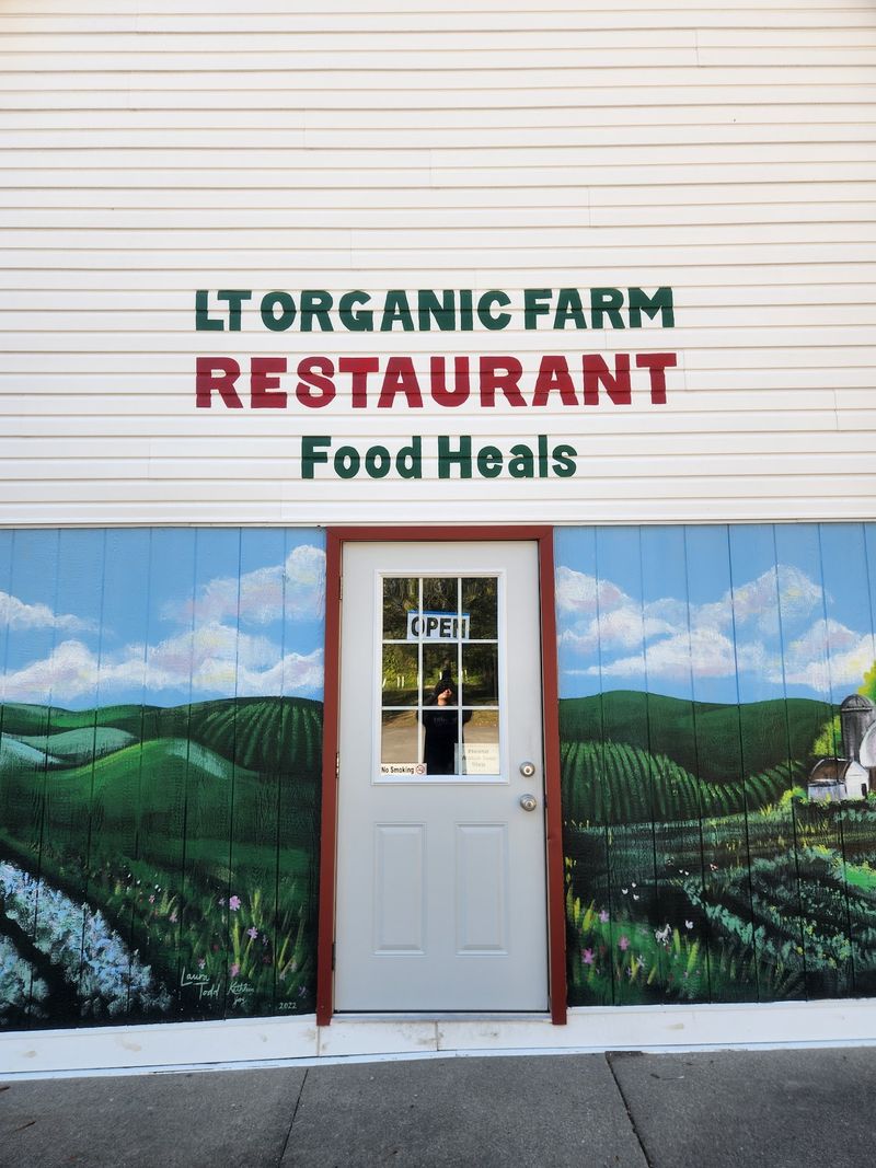 LT Organic Farm Restaurant, Waukee