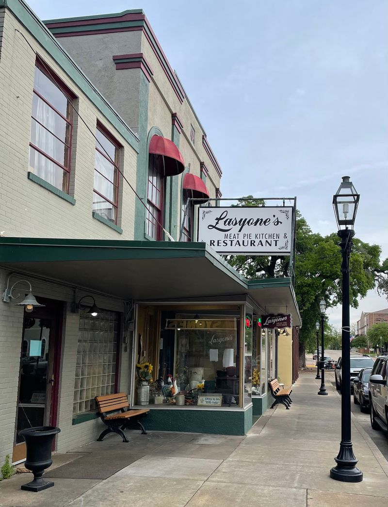 Lasyone's Meat Pie Restaurant