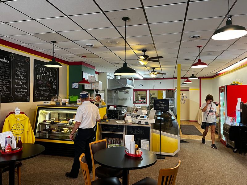 Kozi Pie Shoppe, Decorah