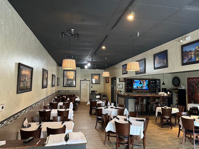 Viona's Italian Bistro in Overland Park