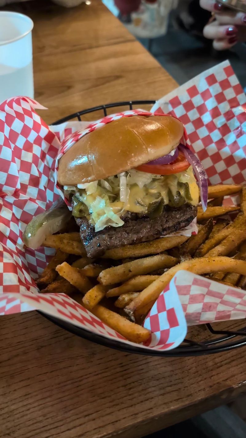 Hall Of Flame Burgers, Ruidoso, NM