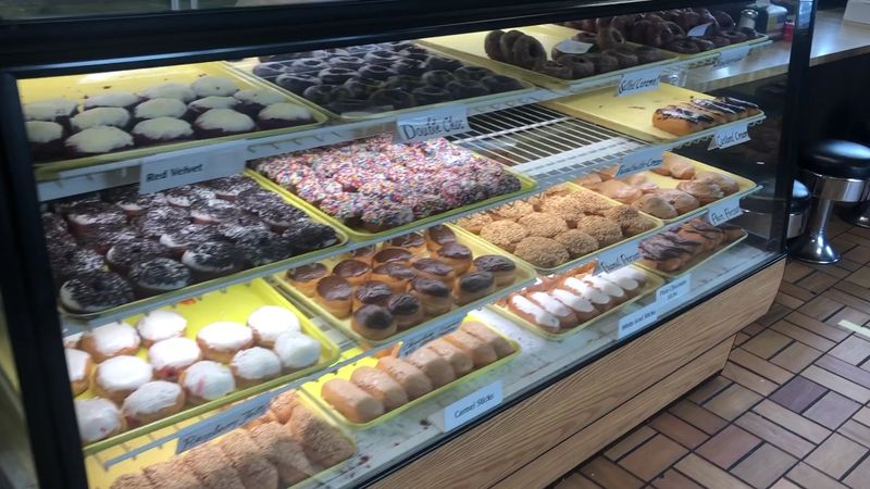 Bill's Donut Shop
