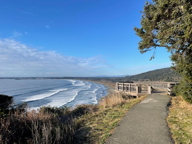 Crescent Beach Overlook