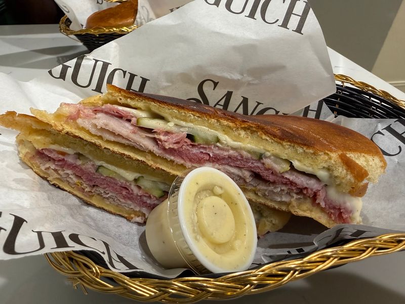 Sanguich, Miami, FL
