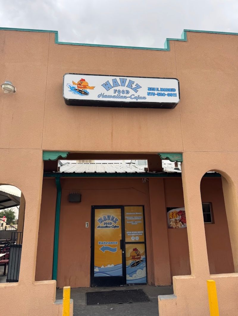 Wavez Food Hawaiian-Cajun