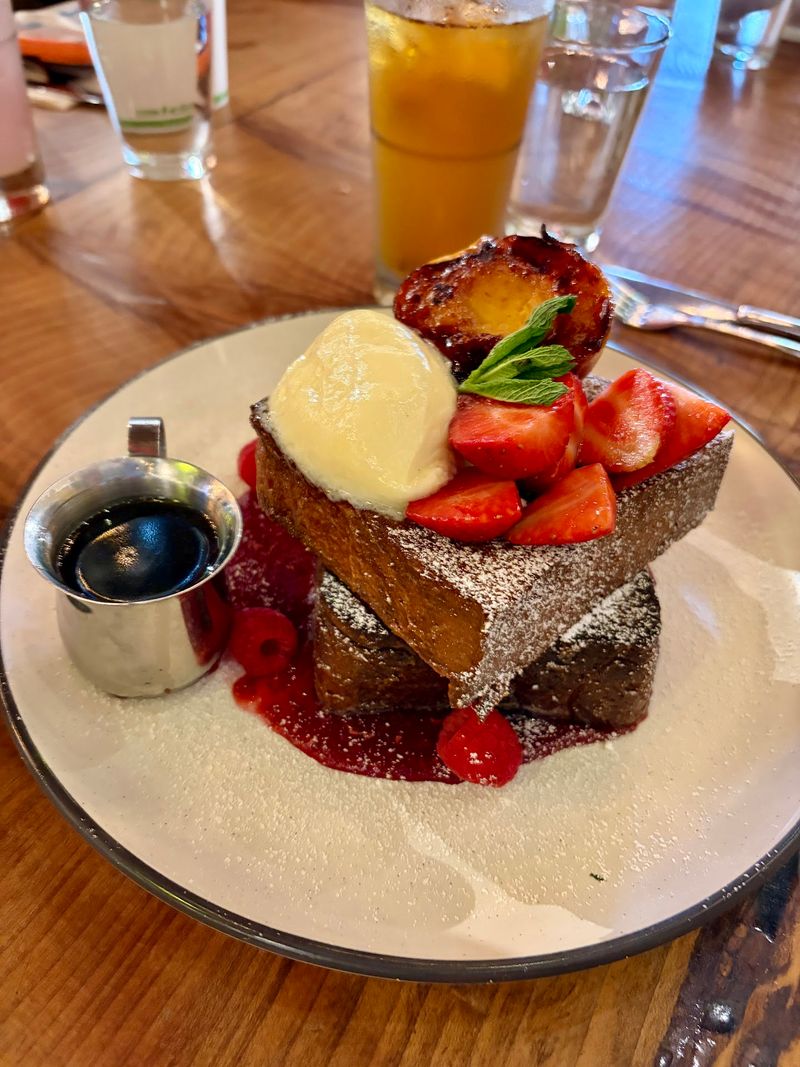 Brunch Plates People Drive Miles For