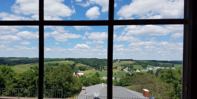 Window Seats With Valley and Ridge Views