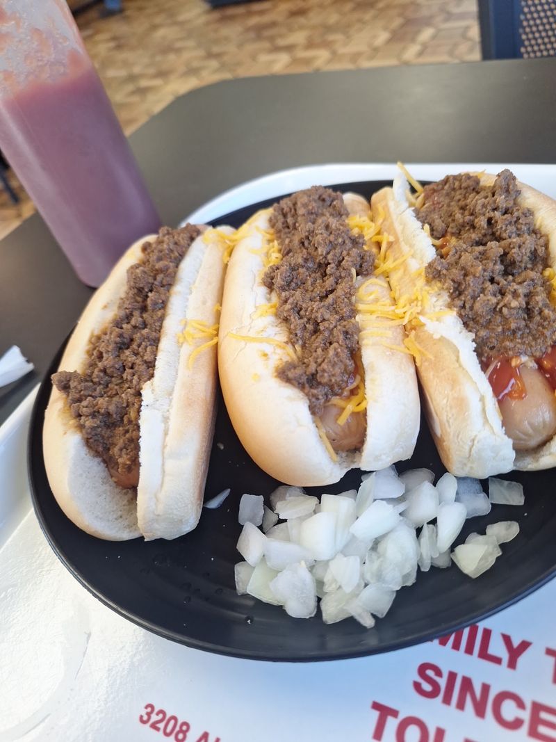 The Famous Chili Dogs That Fill the Booths