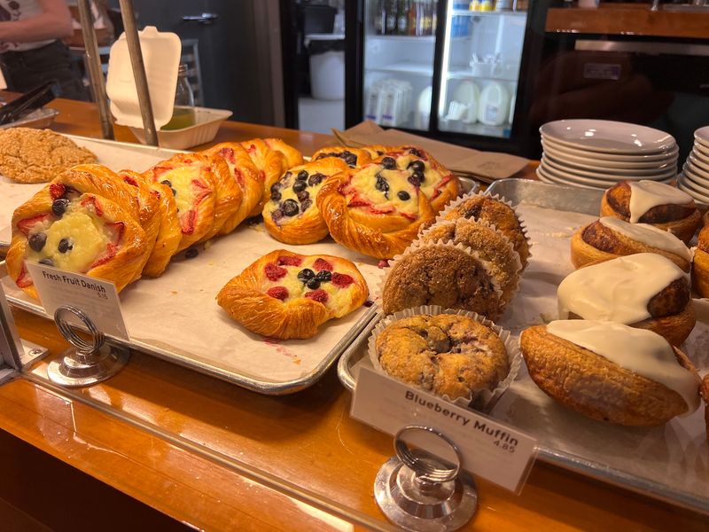 The Cinnamon Morning Buns Everyone Talks About
