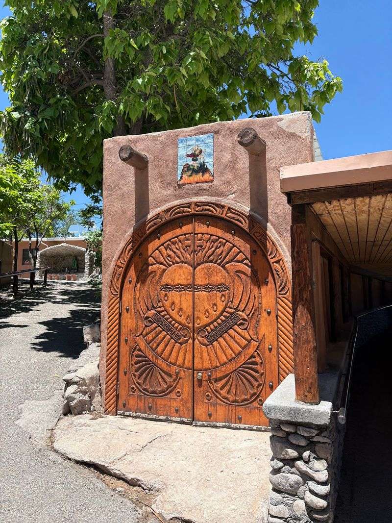Chimayo's Weaving Heritage and Artisan Shops