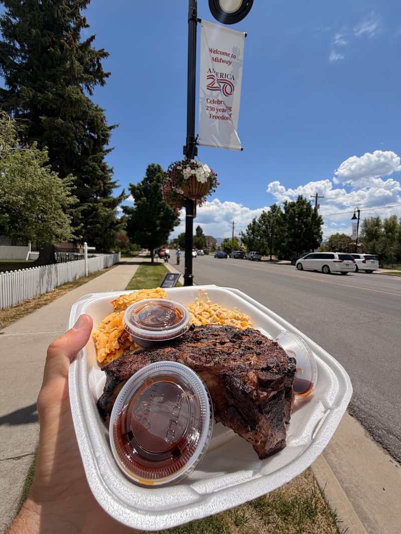 An Easy Weekend Detour To Main Street