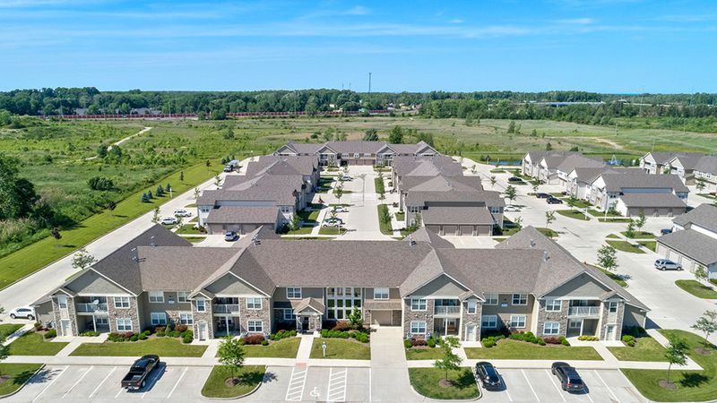 Hours, Leasing, and What to Know Before You Visit
