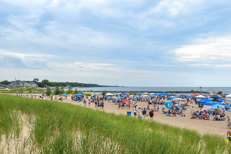 Chicago Is Close Enough To Make A Beach Day Feel Spontaneous