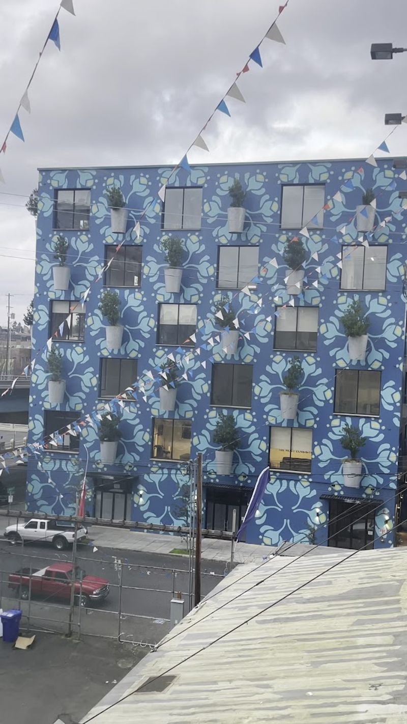 Four Floors Of Absolute Chaos In The Best Possible Way