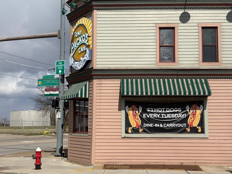 From a Hundred-Dollar Loan to a Toledo Institution