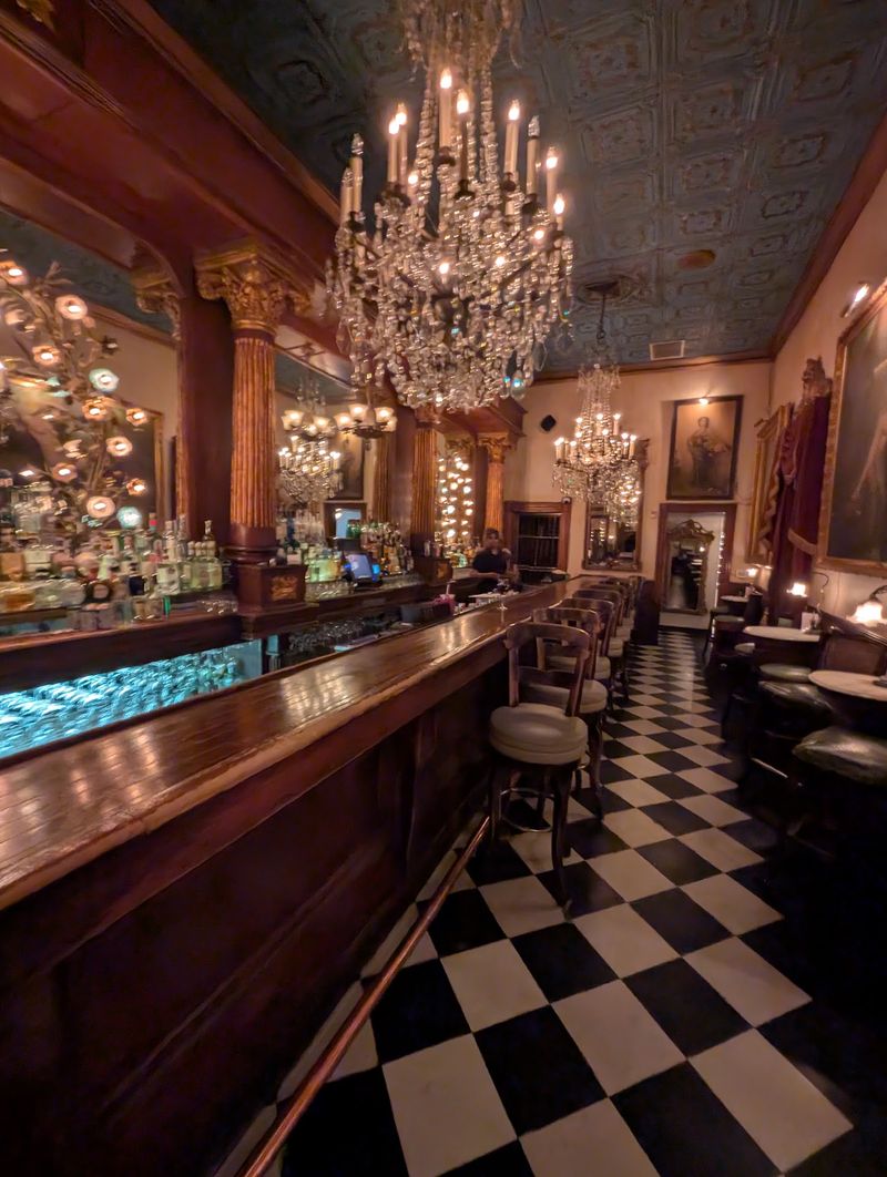Chandeliers and Mirrors That Steal the Show