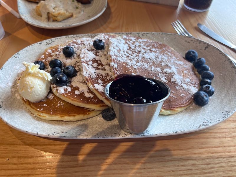 The Sampler Plate For The Genuinely Indecisive Breakfast Lover