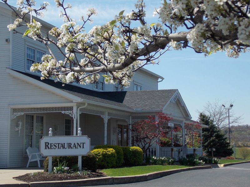 Amish Door Restaurant, Wilmot, OH