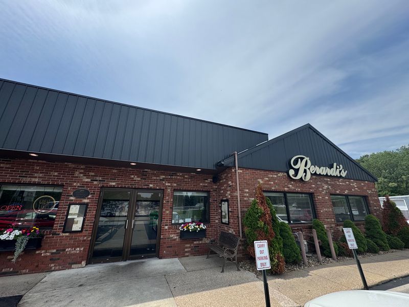 Berardi's Restaurant - Huron, OH