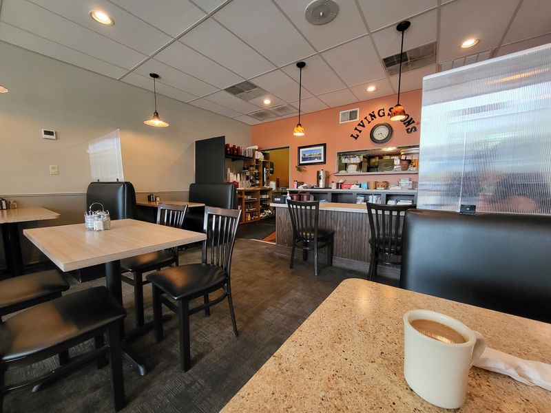 Livingston's Cafe Makes Andover Mornings Bright