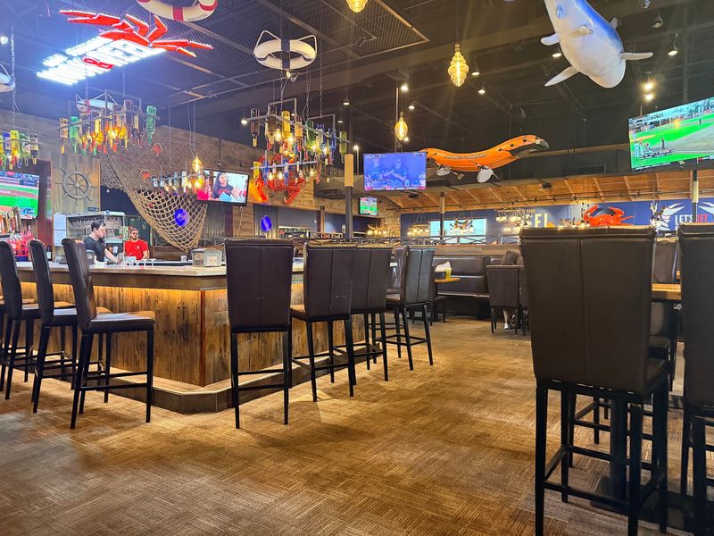 Hook & Reel Cajun Seafood & Bar, Wichita