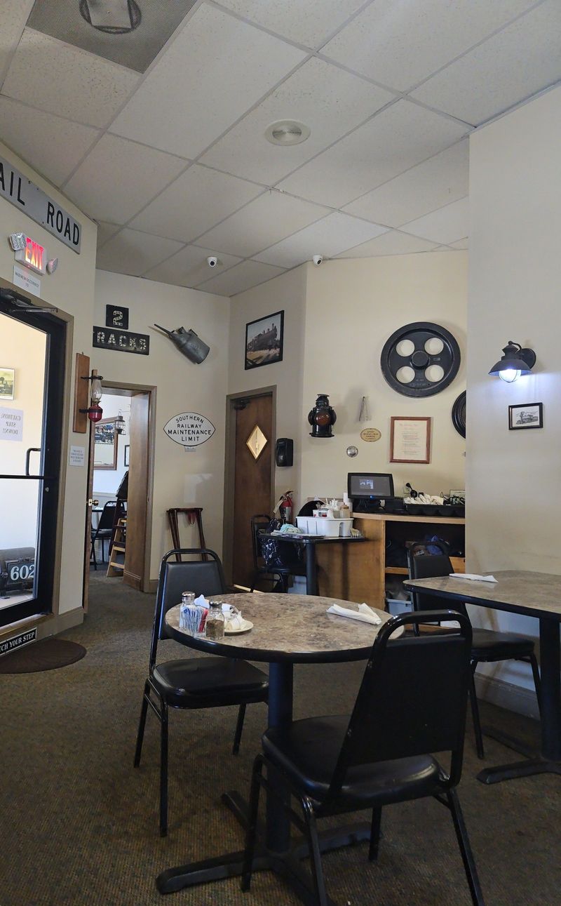 Pullman Place Family Restaurant, Leavenworth