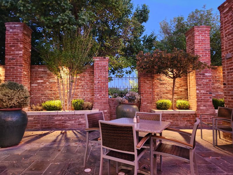 The Patio Gives Dinner A Breezier Side