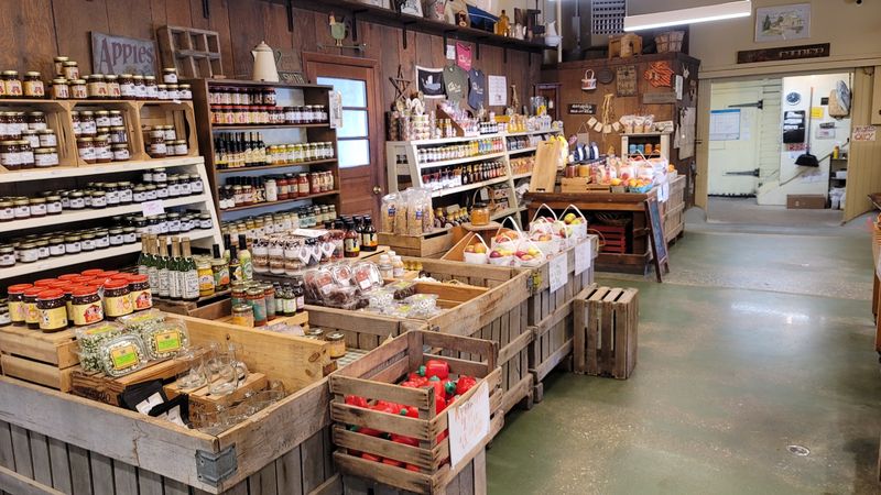 Apple Hill Orchards