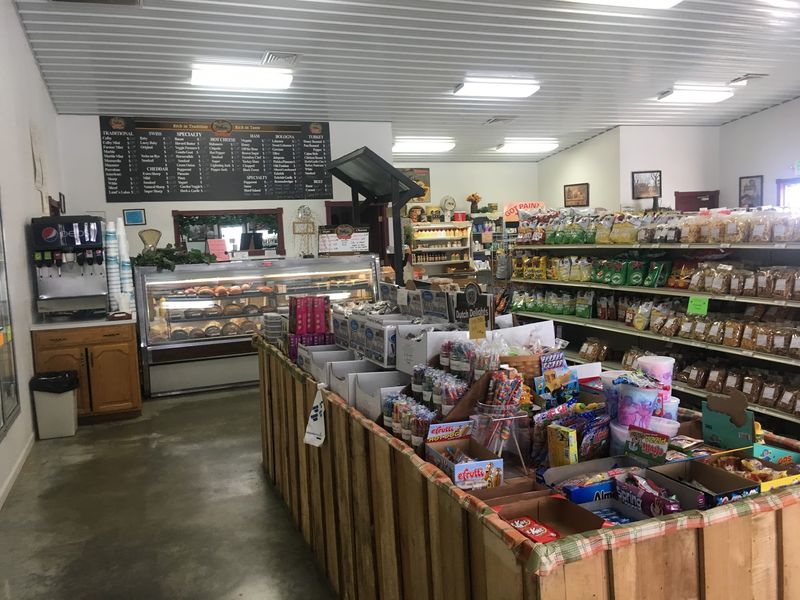 The Deli Can Turn A Grocery Run Into Lunch