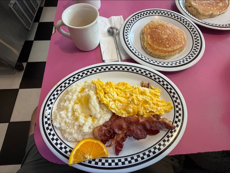 Breakfast, Fried Chicken, and Daily Specials