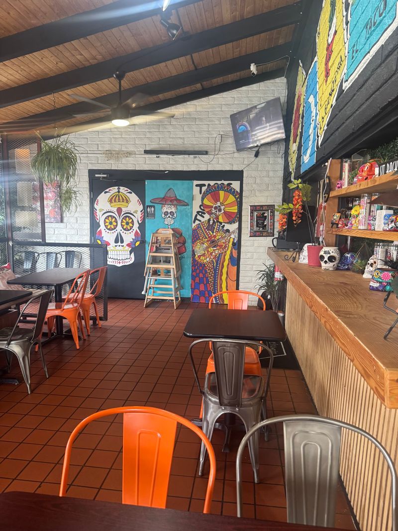 El Vagon Tacos