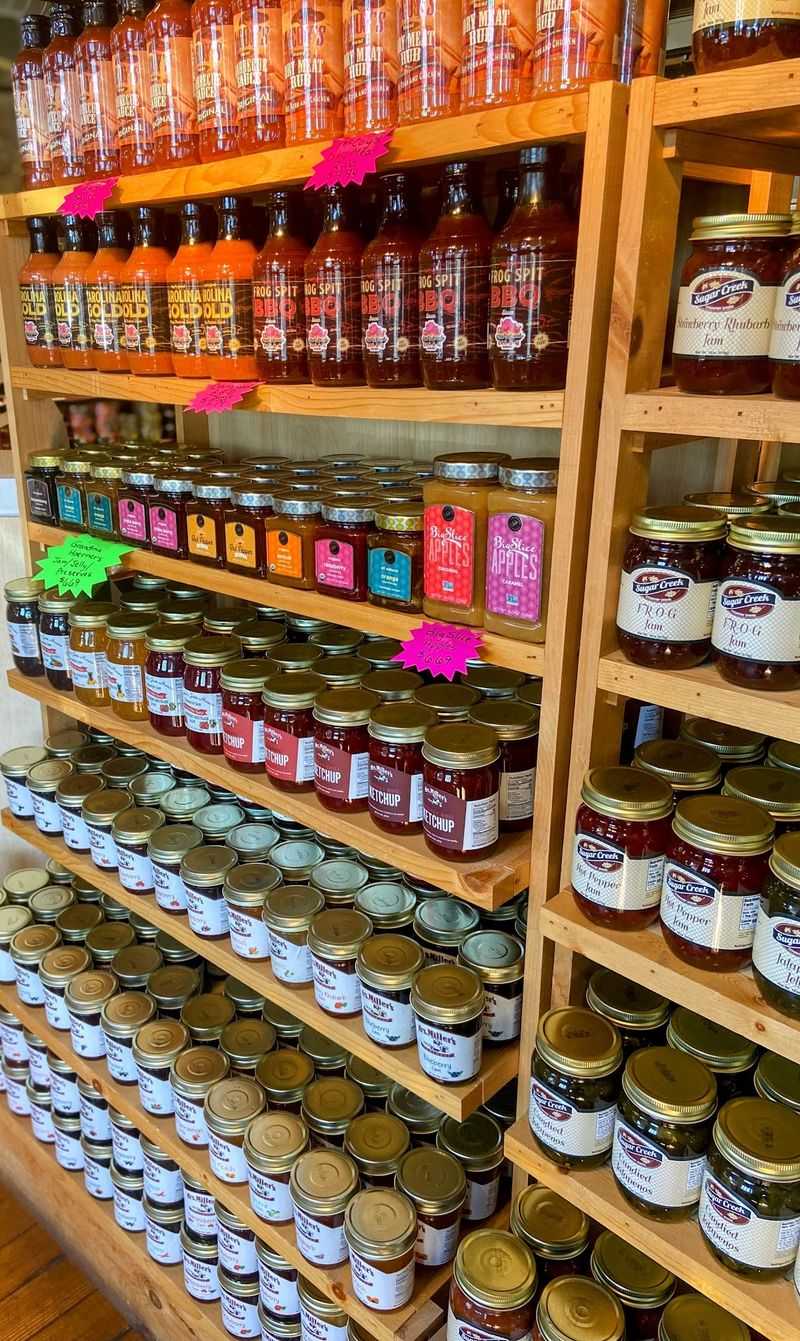 Amish-Sourced Groceries And Specialty Goodies