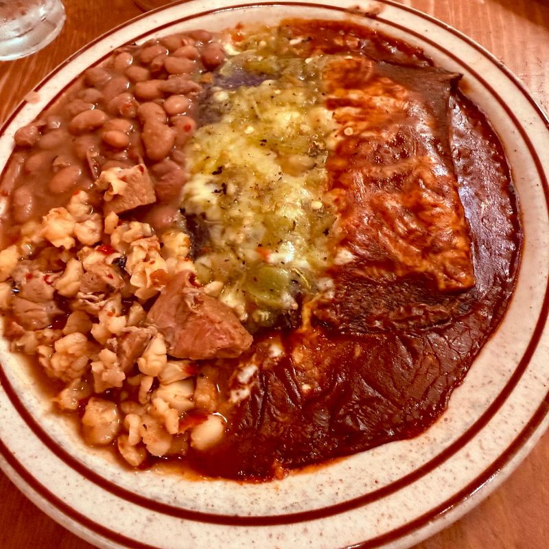 Christmas Style and the Great Chile Question